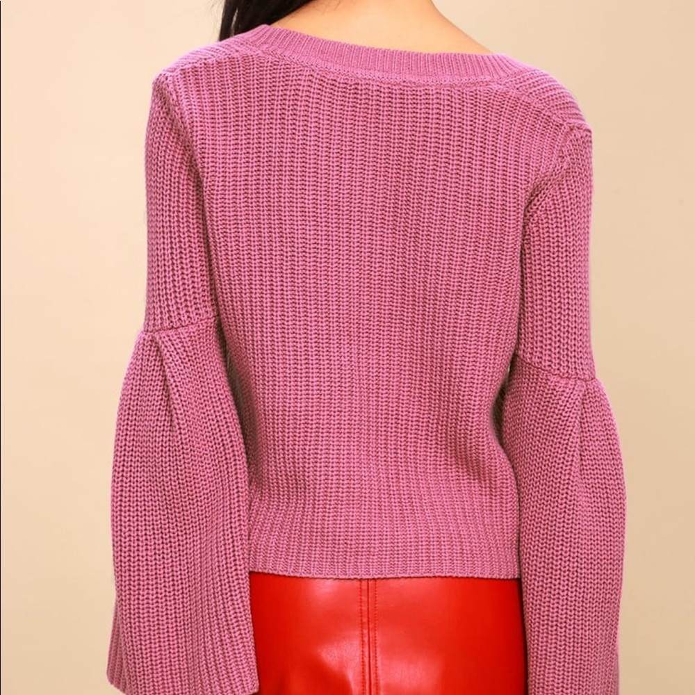 💗NWT FREE PEOPLE DAMSEL BELL SLEEVE SWEATER - Picture 5 of 15